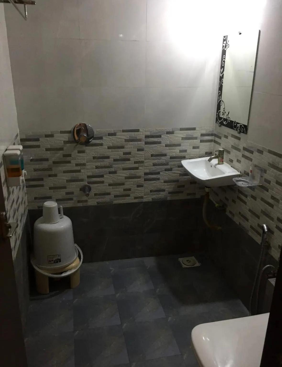 Hotel Bluediamond Bardoli Dış mekan fotoğraf