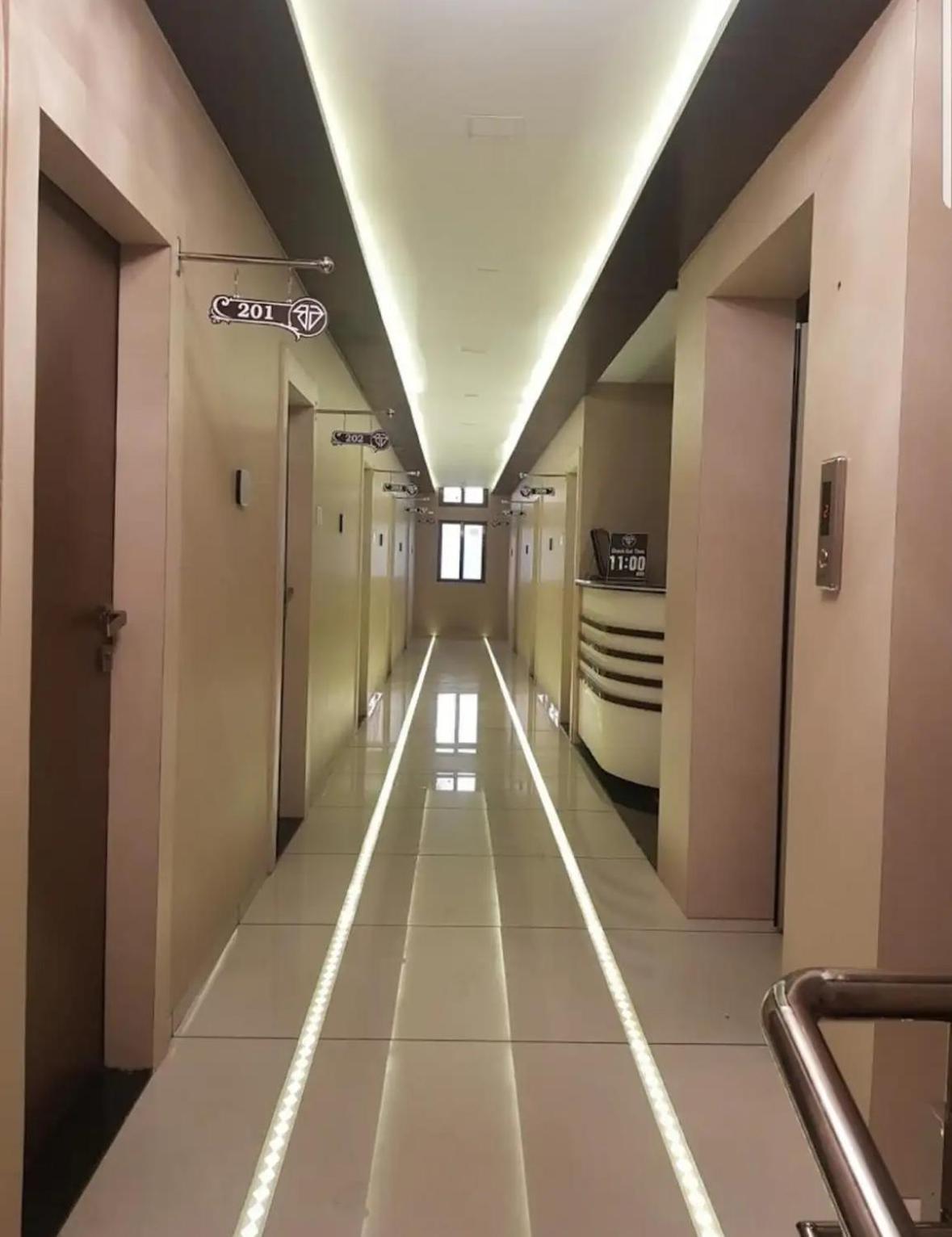 Hotel Bluediamond Bardoli Dış mekan fotoğraf