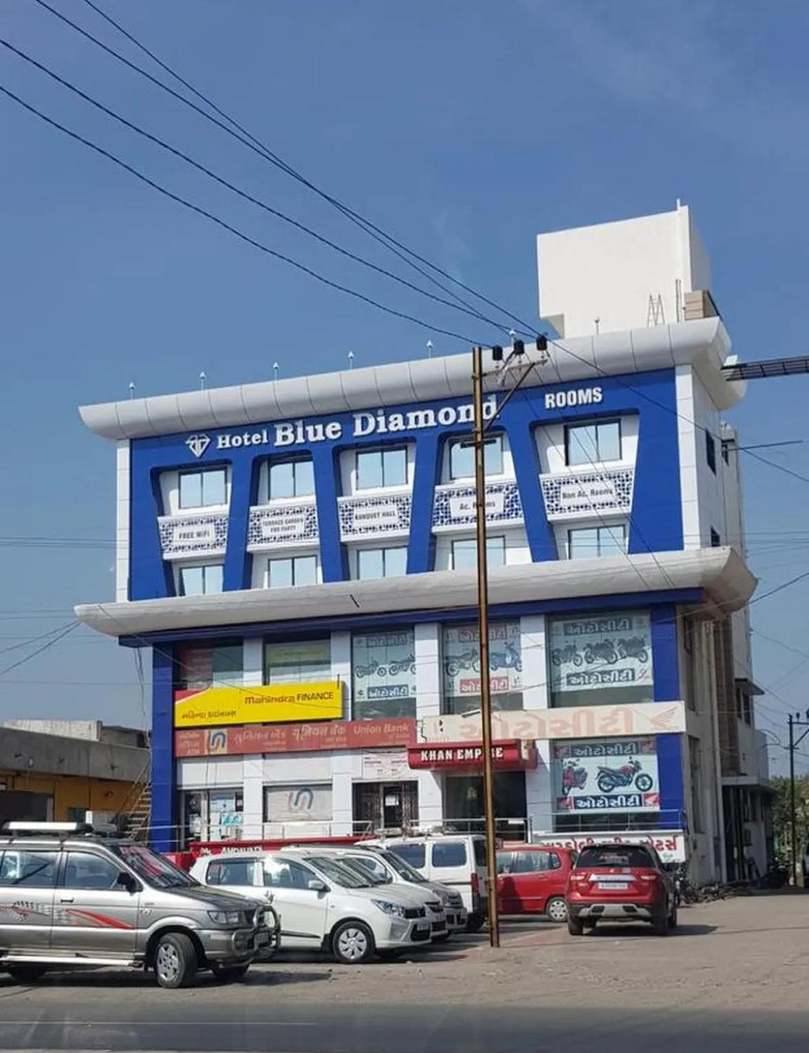 Hotel Bluediamond Bardoli Dış mekan fotoğraf